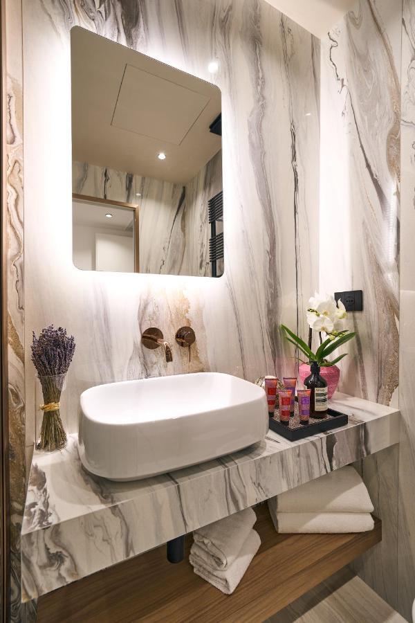 Luxury & Central Apartment Milan Exterior photo