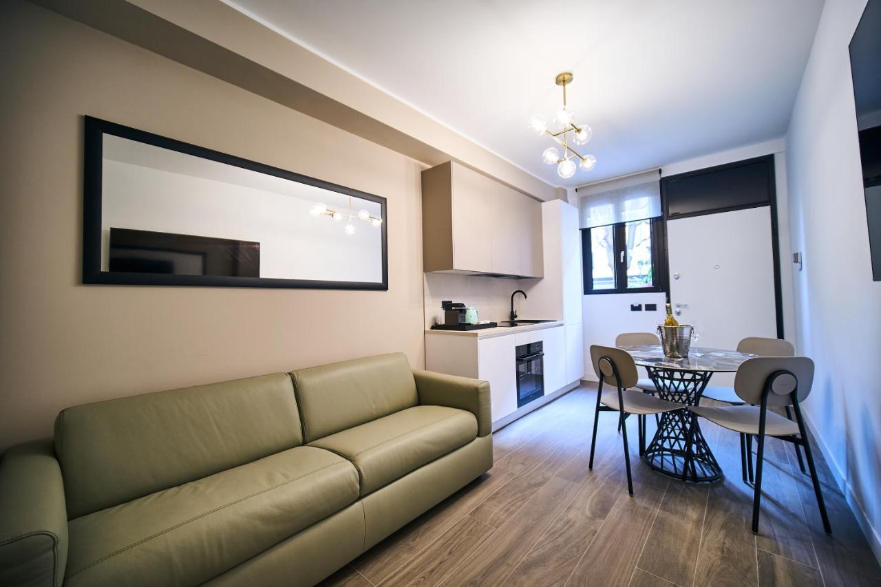 Luxury & Central Apartment Milan Exterior photo