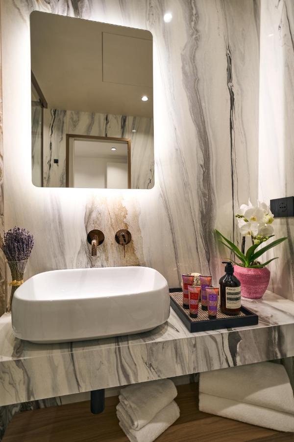 Luxury & Central Apartment Milan Exterior photo