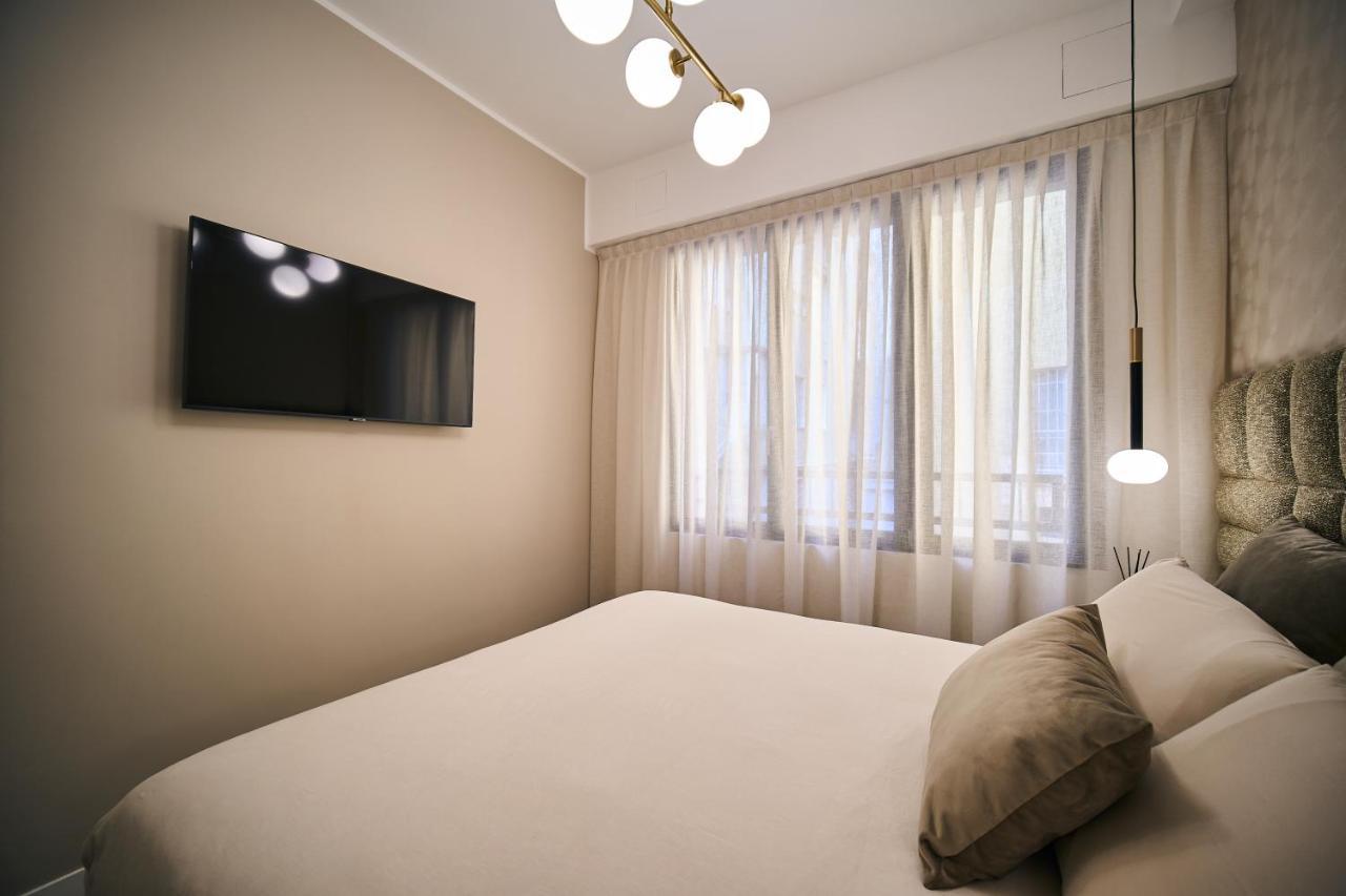 Luxury & Central Apartment Milan Exterior photo
