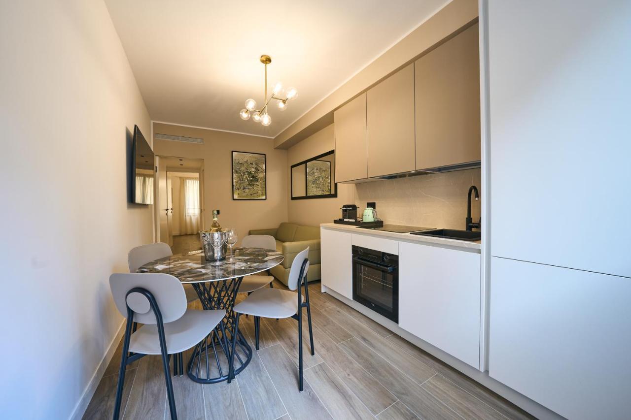 Luxury & Central Apartment Milan Exterior photo