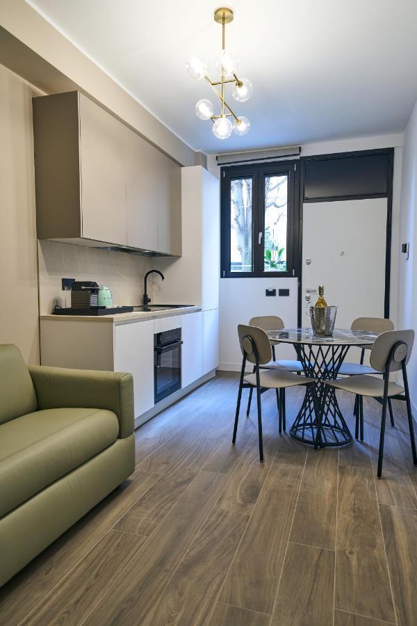 Luxury & Central Apartment Milan Exterior photo