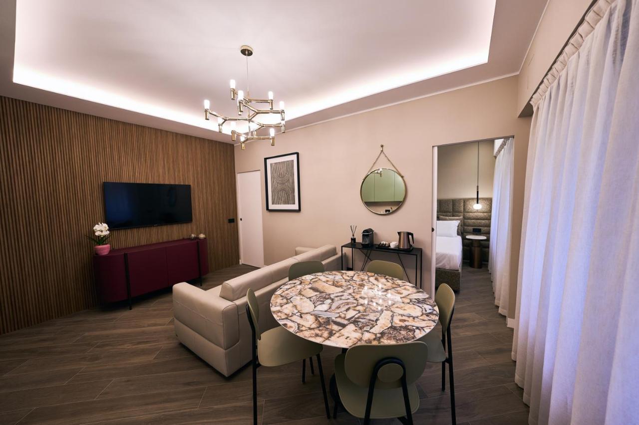 Luxury & Central Apartment Milan Exterior photo